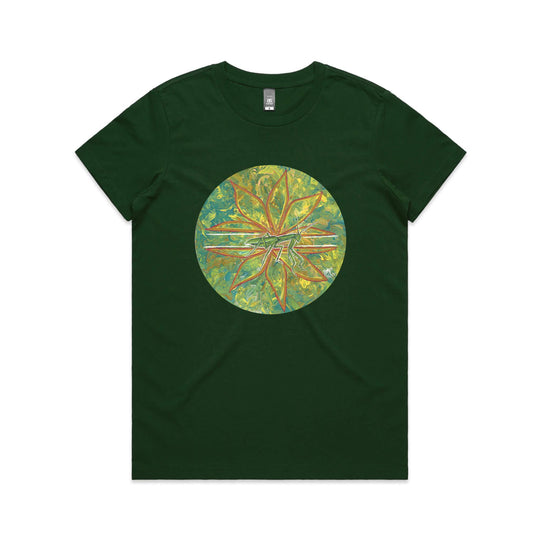 Praying Mantis In Lotus tee - doodlewear